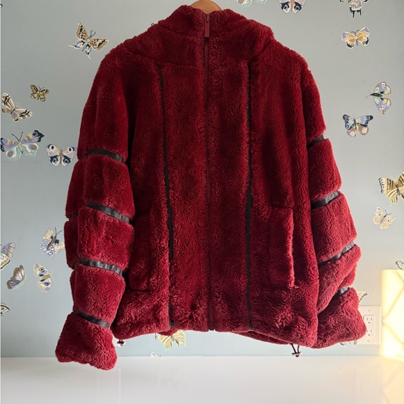 ALO Knock Out Faux Fur Jacket - Picture 1 of 10